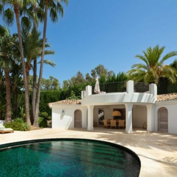 Authentic Spanish Estate Located in one of the Most Sought After, High- end Beachside Areas on The Golden Mile of Marbella Picture 15