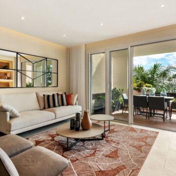 Fully Renovated Modern Apartment in the High-end Resort Complex of Bahía del Velerín, Estepona Picture 5