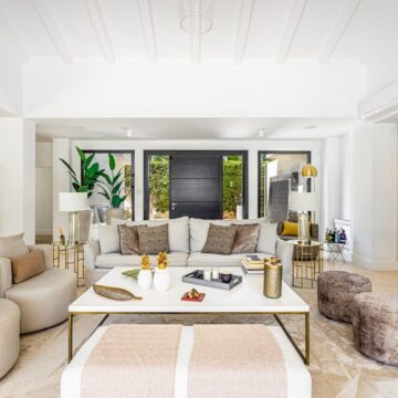 Exquisite Moved-in-Ready Villa in Cortijo Blanco, Puerto banus Picture 2