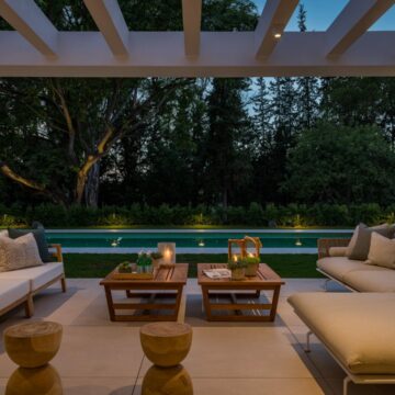 Elegant Luxury Villa designed by a famous Architect in El Paraiso, Estepona Picture 37