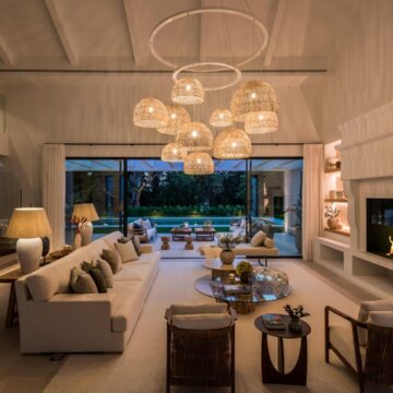 Elegant Luxury Villa designed by a famous Architect in El Paraiso, Estepona Picture 40