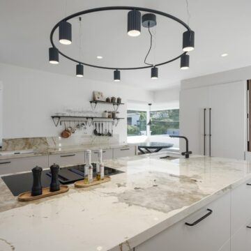 Well Equipped Family Mansion With Its Own Padel Court, Indoor Pool And Sea Views in Benahavis Picture 9