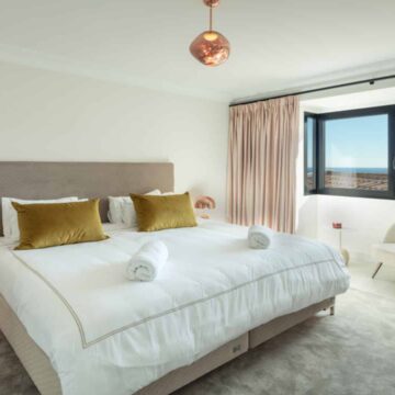 Exceptional Andalusian Mansion with Remarkable Scenery Sitting on the Summit of El Madronal, Benahavis Picture 17