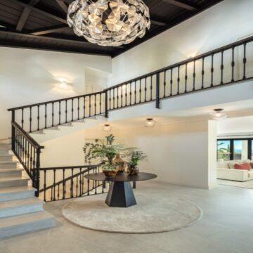 Exceptional Andalusian Mansion with Remarkable Scenery Sitting on the Summit of El Madronal, Benahavis Picture 8