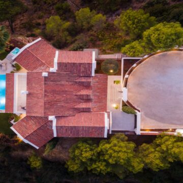 Exceptional Andalusian Mansion with Remarkable Scenery Sitting on the Summit of El Madronal, Benahavis Picture 29