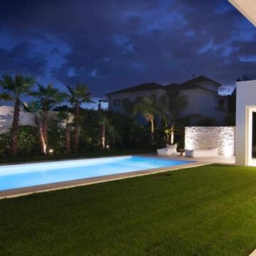 Exceptionally Modern Beachside Villa located in the Exclusive Neighbourhood of Casasola, Estepona Picture 18