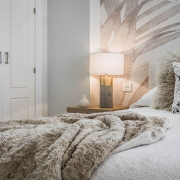 Fully Remodeled Stylish 2-bedroom Apartment in the sought-after community of Los Naranjos, Nueva Andalucia Marbella Picture 6