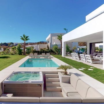 An Exceptional Newly Built 6 Bedroom Family Villa in La Finca de La Cala de Mijas Picture 31