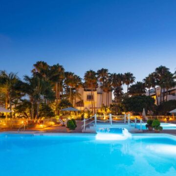 Luxurious Duplex Penthouse Fully Refurbished with High-Quality Finishes in Marbella Golden Mile Picture 13