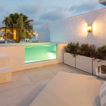 Luxurious Duplex Penthouse Fully Refurbished with High-Quality Finishes in Marbella Golden Mile Picture 10