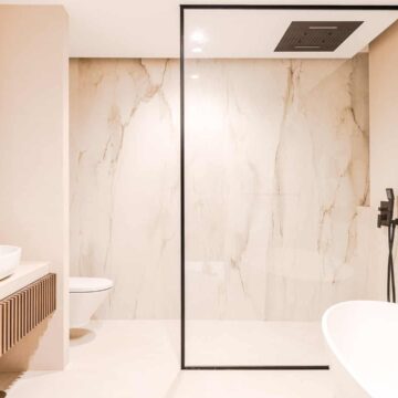Luxury Duplex Apartment with Spectacular Panoramic Views in the Upscale Community of Las Colinas, Benahavis Picture 13