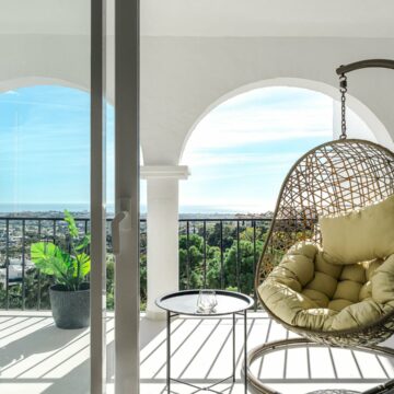 Luxury Duplex Apartment with Spectacular Panoramic Views in the Upscale Community of Las Colinas, Benahavis Picture 17