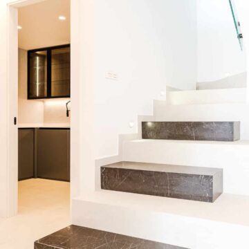 Luxury Duplex Apartment with Spectacular Panoramic Views in the Upscale Community of Las Colinas, Benahavis Picture 19