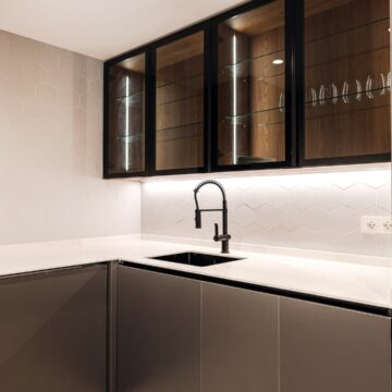 Luxury Duplex Apartment with Spectacular Panoramic Views in the Upscale Community of Las Colinas, Benahavis Picture 20