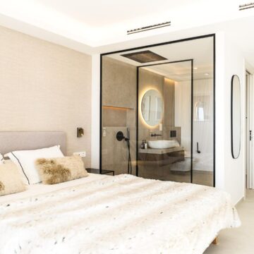 Luxury Duplex Apartment with Spectacular Panoramic Views in the Upscale Community of Las Colinas, Benahavis Picture 11
