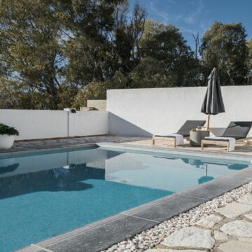 Magnificent Move-in Ready Villa Fully Remodeled with Scandinavian Style near Puerto Banus, Located in Nueva Andalucia Picture 2
