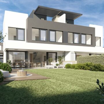 Serene Atalaya townhouses Estepona Picture 2