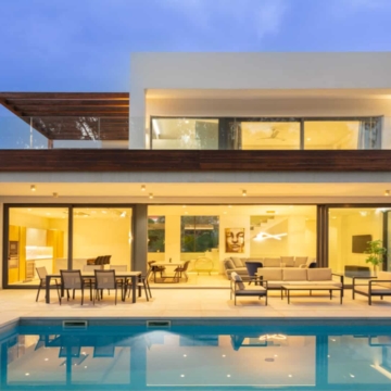 Sophisticated Fully Renovated Modern Villa Perfectly Positioned in the Heart of the New Golden Mile Picture 0