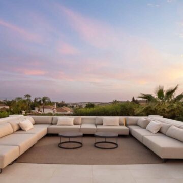 Splendid 3-Bedroom Luxury Villa Nestled in the Tranquil Community of Nueva Andalucia, Marbella Picture 14