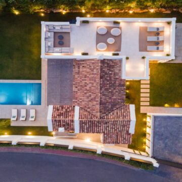 Splendid 3-Bedroom Luxury Villa Nestled in the Tranquil Community of Nueva Andalucia, Marbella Picture 18