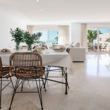 Unique Multi-Level Beachfront Townhouse located in a Gated Community near Estepona Town Picture 9