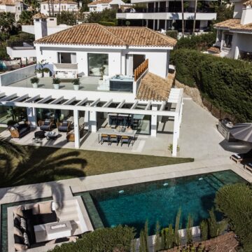 Sophisticated Scandinavian Key Ready Villa in the prime location of Nueva Andalucia, Marbella Picture 17