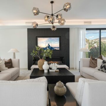 Sophisticated Scandinavian Key Ready Villa in the prime location of Nueva Andalucia, Marbella Picture 4