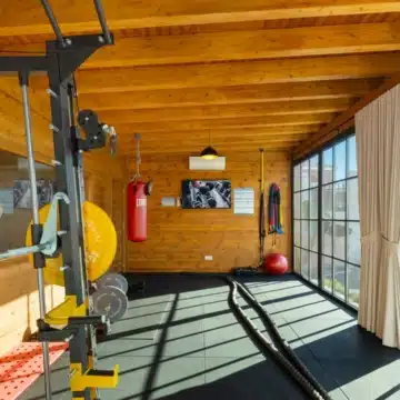 Incredibly Beautiful Villa with Ibiza-Inspired Architecture located on a Tranquil Community in San Pedro de Alcantara Picture 8