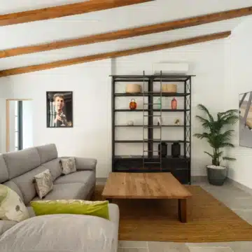 Incredibly Beautiful Villa with Ibiza-Inspired Architecture located on a Tranquil Community in San Pedro de Alcantara Picture 10