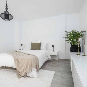 Partially Renovated Beautiful Villa in Nueva Andalucia, Marbella Picture 18