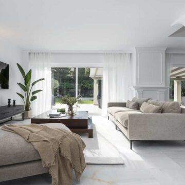 Partially Renovated Beautiful Villa in Nueva Andalucia, Marbella Picture 6