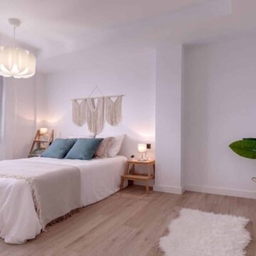 Elegant and Luxurious Townhouse in the Heart of Estepona Picture 12