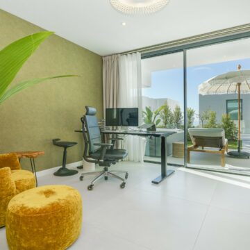 Magnificent and Modern Luxurious Villa with Stunning Views over the Mediterranean in Cabo Royale, Marbella East Picture 31