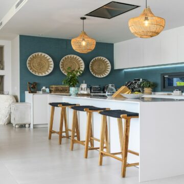 Magnificent and Modern Luxurious Villa with Stunning Views over the Mediterranean in Cabo Royale, Marbella East Picture 7