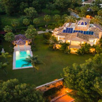 Majestic Lavish Mansion Located in a Tranquil Enclave of Sierra Blanca, Marbella Golden Mile Picture 38
