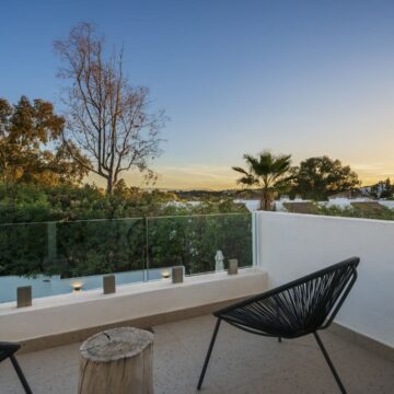 Modern Andalusian Villa in Private and Secured Urbanisation of Nueva Andalucia, Marbella Picture 36