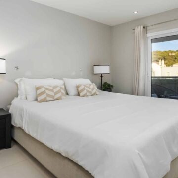 Modern Andalusian Villa in Private and Secured Urbanisation of Nueva Andalucia, Marbella Picture 19