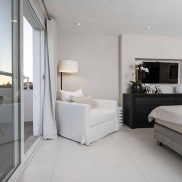 Modern Andalusian Villa in Private and Secured Urbanisation of Nueva Andalucia, Marbella Picture 24