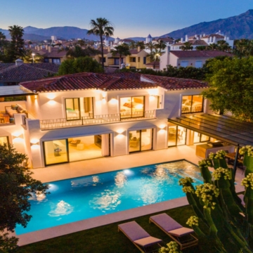 Newly Remodeled Beachside Private Boutique Villa in Puerto Banus, Marbella Picture