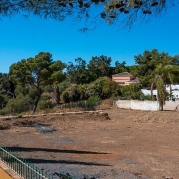 Spacious Plot in the Tranquil Neigbourhood of Hacienda Las Chapas, Marbella East Picture 6