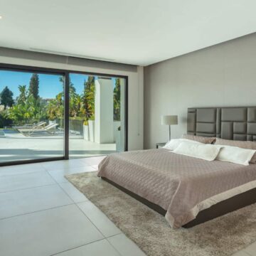 Stunning Masterpiece Villa in a Prime Location with Top-Notch Facilities in Nueva Andalucia Marbella Picture 21