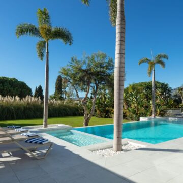 Stunning Masterpiece Villa in a Prime Location with Top-Notch Facilities in Nueva Andalucia Marbella Picture 5