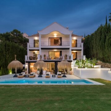 Elegant Newly Refurbished Villa Fully Furnished With Chic Scandinavian-inspired Decor In Puerto Del Capitan Benahavis Picture 32