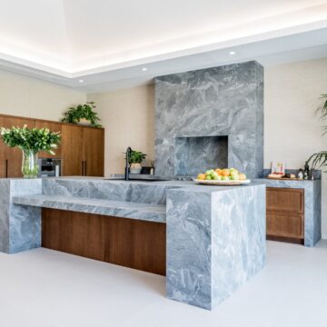 Stylish Villa Located in the Sought After Residential Area of Los Naranjos in Marbella Picture 9