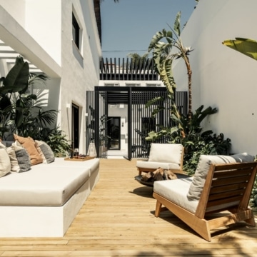 Exquisite Newly Renovated Detached Scandinavian Villa in the heart of Nueva Andalucia, Marbella Picture 18