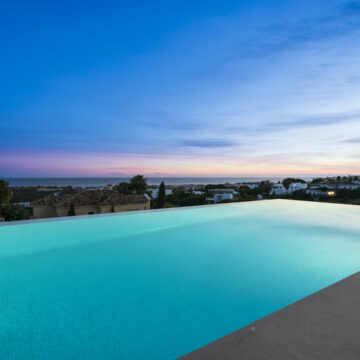 Luxurious Family Villa with Panoramic Views in the Prestigious Los Flamingos Golf Resort, Benahavis Picture 26