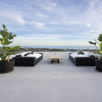 Luxurious Family Villa with Panoramic Views in the Prestigious Los Flamingos Golf Resort, Benahavis Picture 22