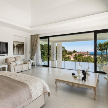 8-Bedroom Brandnew Masterpiece Villa Situated in the Ultra-Exclusive Neighbourhood of La Zagaleta, Benahavis Picture 11