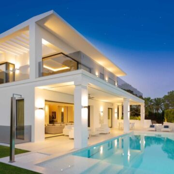Beautifully Presented Luxury Villa with Spectacular Sea and Mountain Views in Nagueles with easy acces to Marbella Centre and Puerto Banus Picture 13