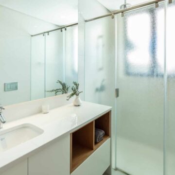 Elegant Modern Villa with Own Tennis Court and boasting Breathtaking Sea and Mountain Views near Prime Golf Courses in La Cerquilla, Nueva Andalucia Picture 19